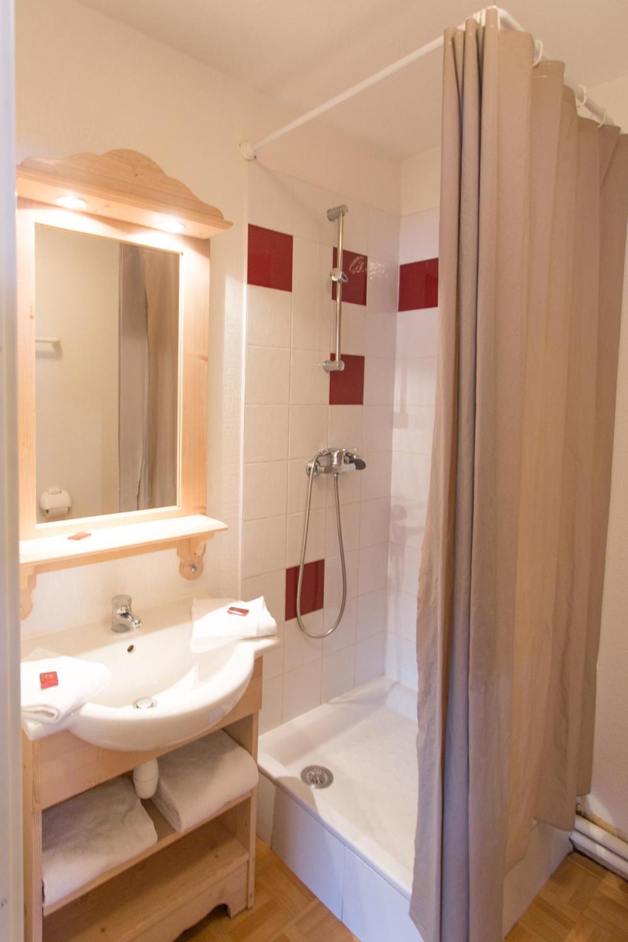 Les Gentianes By Actisource Aparthotel Puy-Saint-Vincent Ngoại thất bức ảnh
