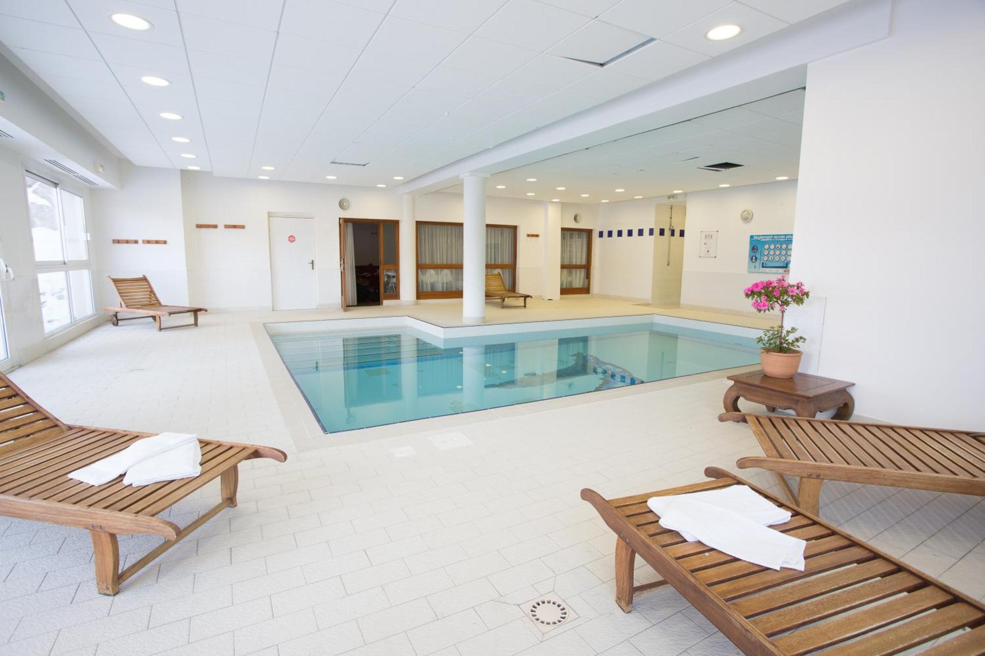 Les Gentianes By Actisource Aparthotel Puy-Saint-Vincent Ngoại thất bức ảnh